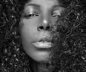 KDC_-Katyanalabs-Katyana-de-Campos-2023-bnw-headshot